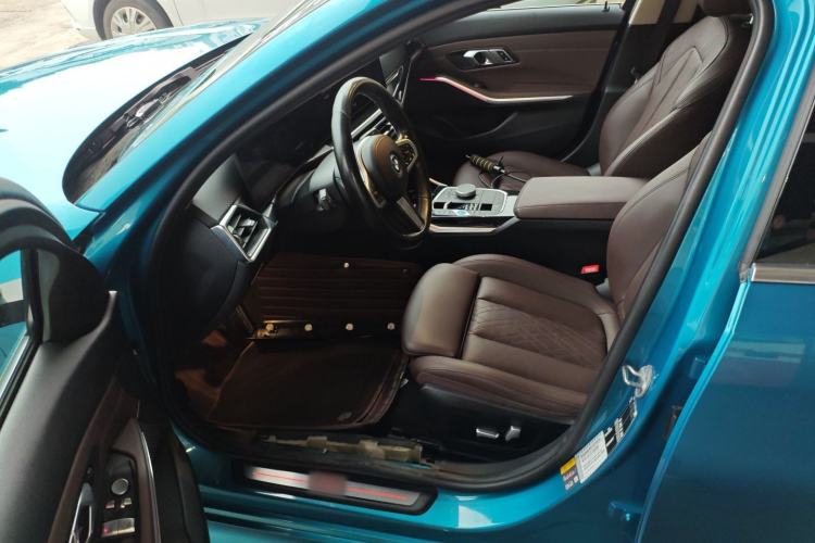 Used BMW i3 2022 eDrive 35 L Driver Seat