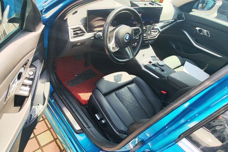 Used BMW i3 2022 eDrive 35 L Driver Seat