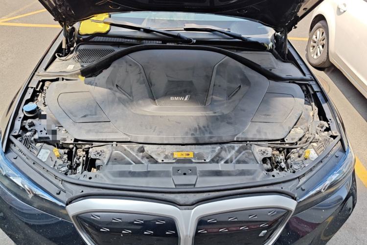 Used BMW i3 2022 eDrive 35 L Engine Bay