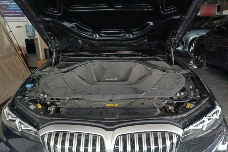 Used BMW i3 2022 eDrive 35 L Engine Bay