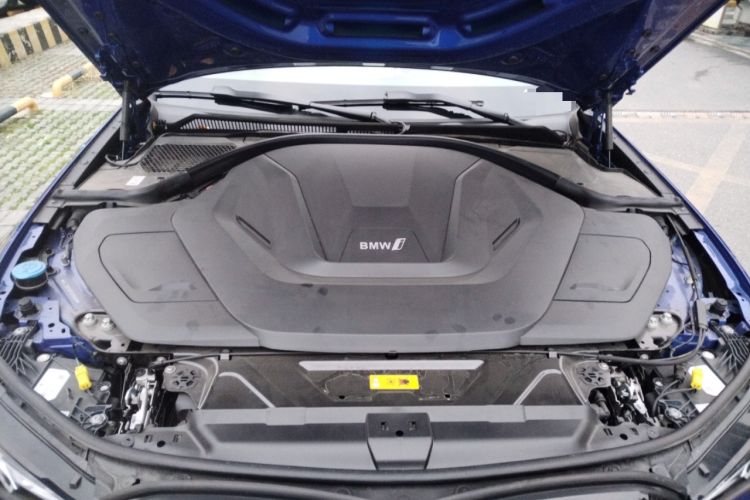 Used BMW i3 2022 eDrive 35 L Engine Bay