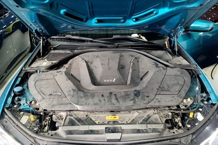 Used BMW i3 2022 eDrive 35 L Engine Bay