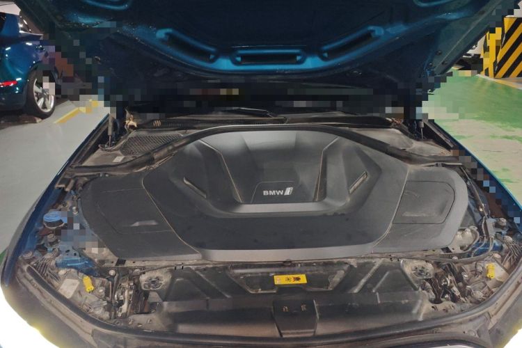 Used BMW i3 2022 eDrive 35 L Engine Bay
