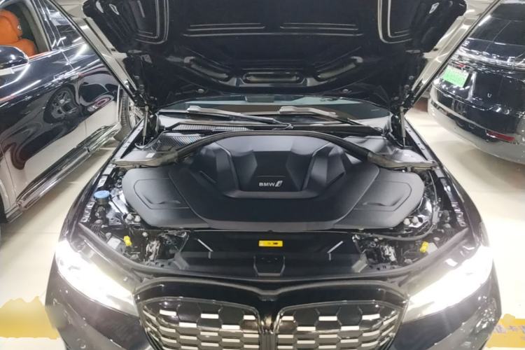 Used BMW i3 2022 eDrive 35 L Engine Bay