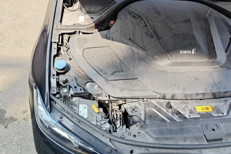Used BMW i3 2022 eDrive 35 L Engine Bay Right