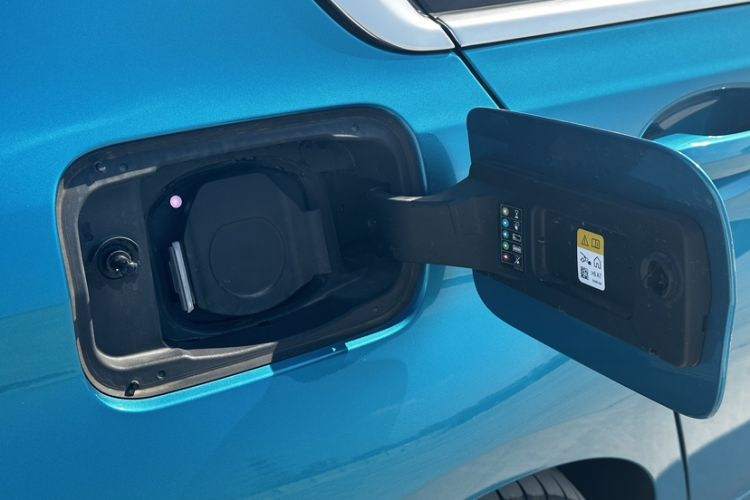 Used BMW i3 2022 eDrive 35 L Exterior 1