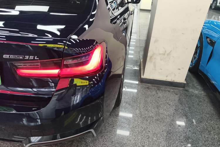 Used BMW i3 2022 eDrive 35 L Exterior 3