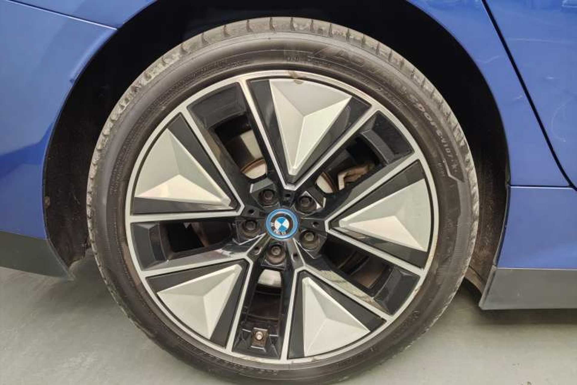 Used BMW i3 2022 eDrive 35 L Exterior 6