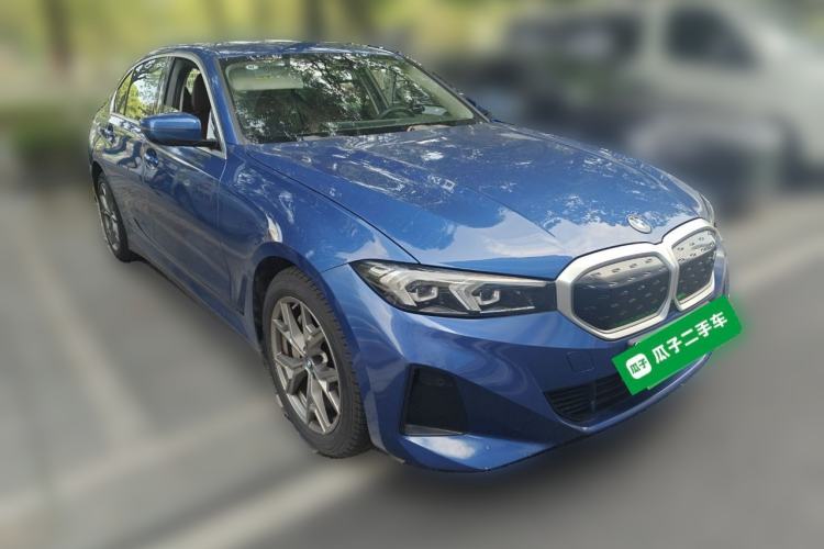 Used BMW i3 2022 eDrive 35 L Front Right 45 Deg