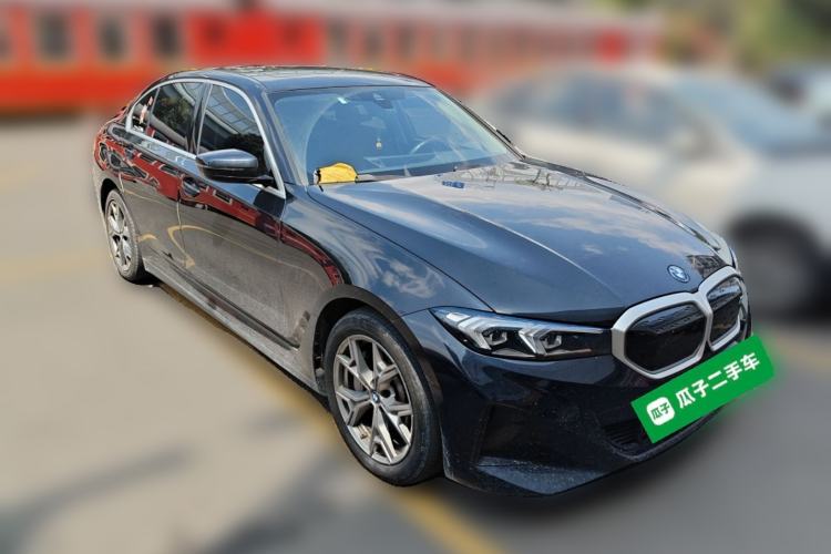 Used BMW i3 2022 eDrive 35 L Front Right 45 Deg