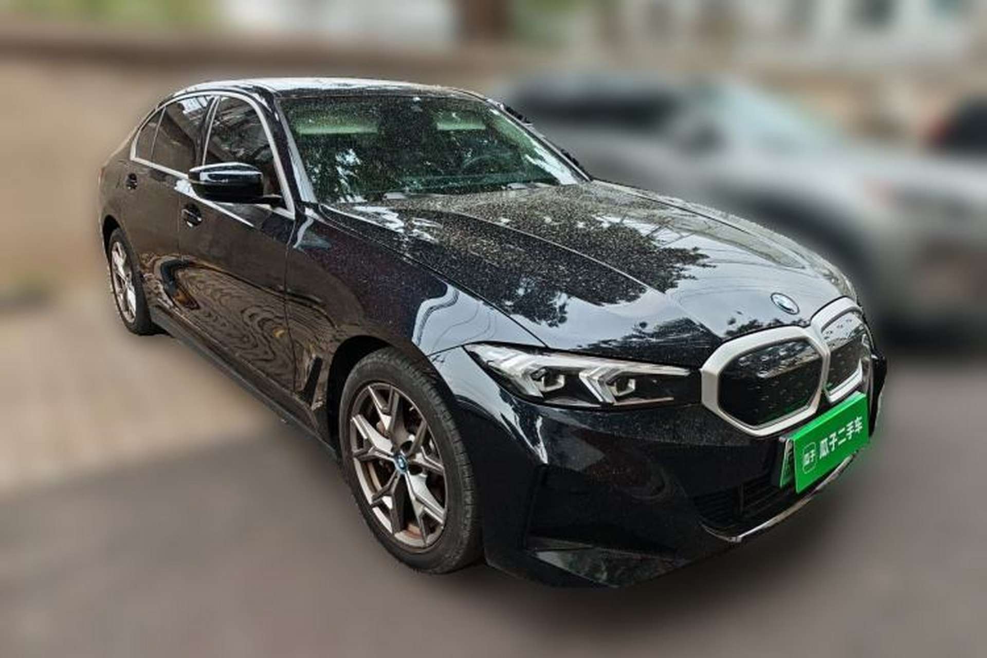 Used BMW i3 2022 eDrive 35 L Front Right 45 Deg