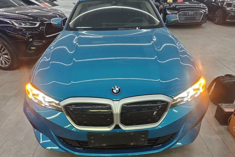 Used BMW i3 2022 eDrive 35 L Front