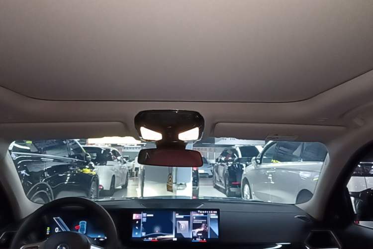 Used BMW i3 2022 eDrive 35 L Headliner