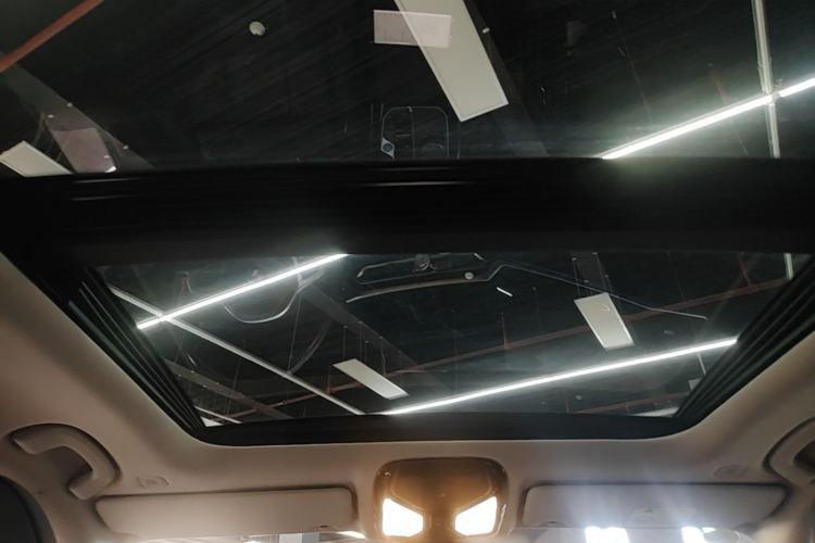 Used BMW i3 2022 eDrive 35 L Headliner