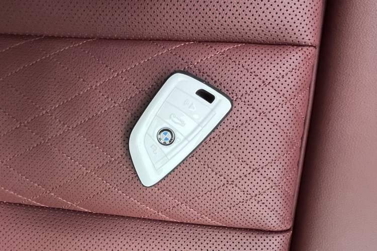 Used BMW i3 2022 eDrive 35 L Interior 1