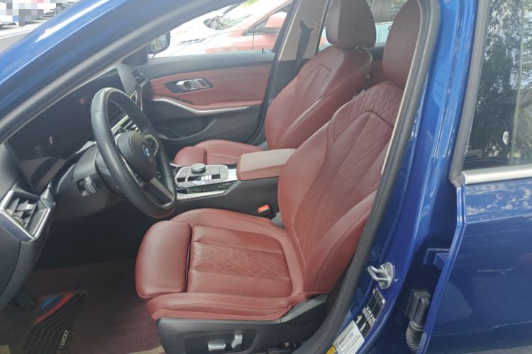Used BMW i3 2022 eDrive 35 L Left Front Seat