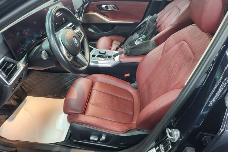 Used BMW i3 2022 eDrive 35 L Left Front Seat
