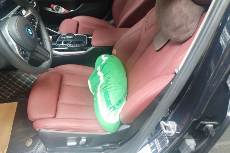 Used BMW i3 2022 eDrive 35 L Left Front Seat
