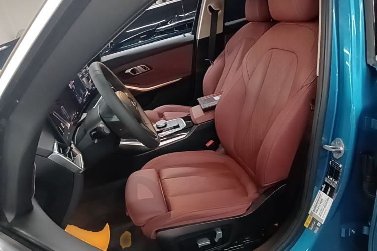 Used BMW i3 2022 eDrive 35 L Left Front Seat