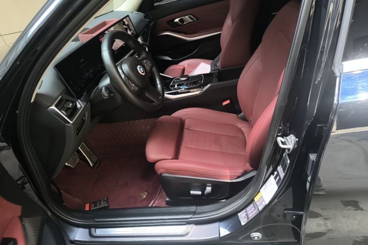 Used BMW i3 2022 eDrive 35 L Left Front Seat