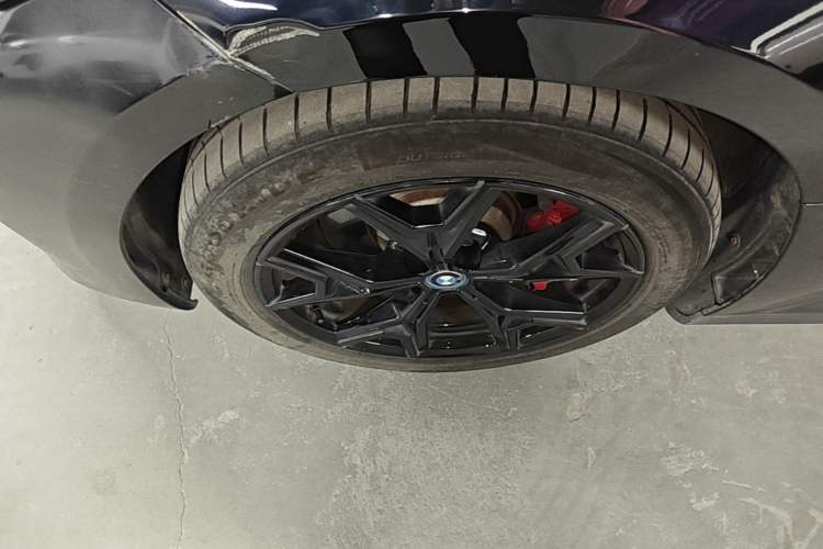 Used BMW i3 2022 eDrive 35 L Left Front Wheel Hub