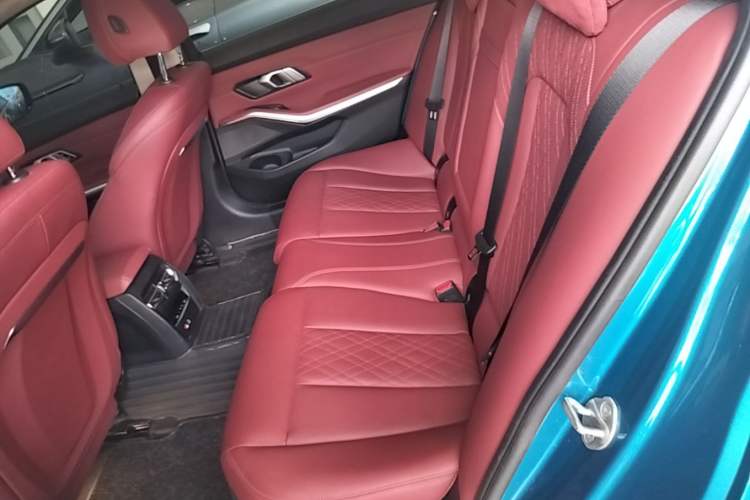 Used BMW i3 2022 eDrive 35 L Left Rear Seat