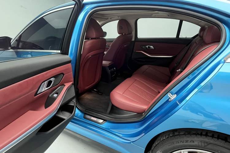 Used BMW i3 2022 eDrive 35 L Left Rear Seat