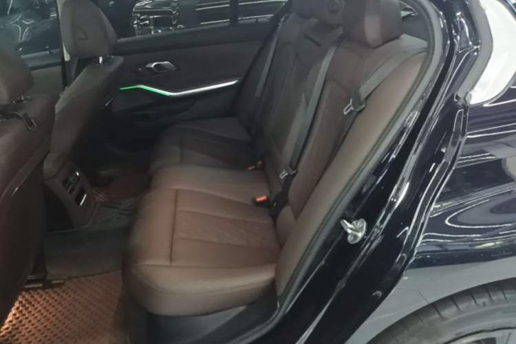 Used BMW i3 2022 eDrive 35 L Left Rear Seat