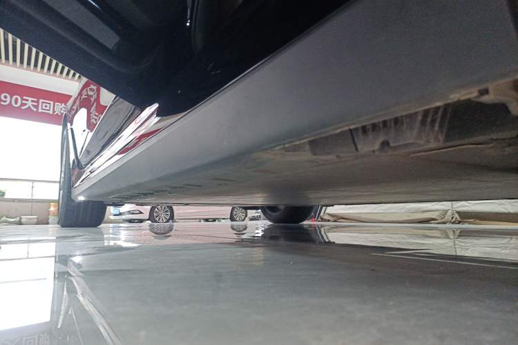 Used BMW i3 2022 eDrive 35 L Left Side Sill