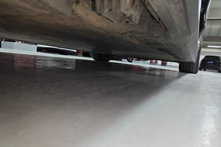 Used BMW i3 2022 eDrive 35 L Left Side Sill