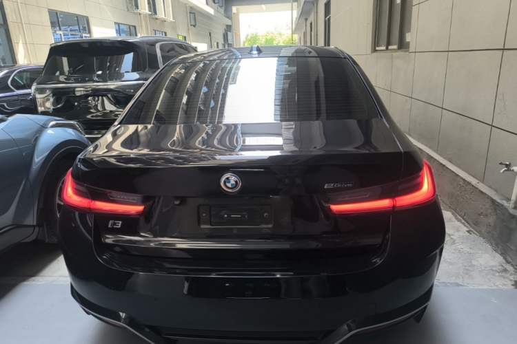 Used BMW i3 2022 eDrive 35 L Rear