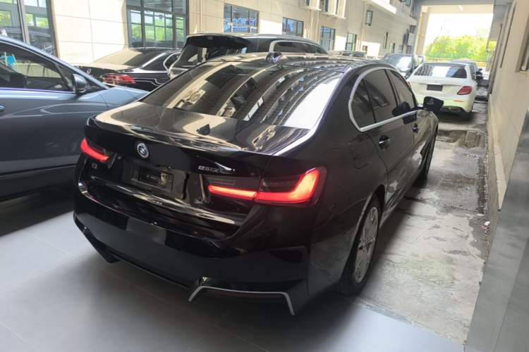 Used BMW i3 2022 eDrive 35 L Rear Right 45 Deg