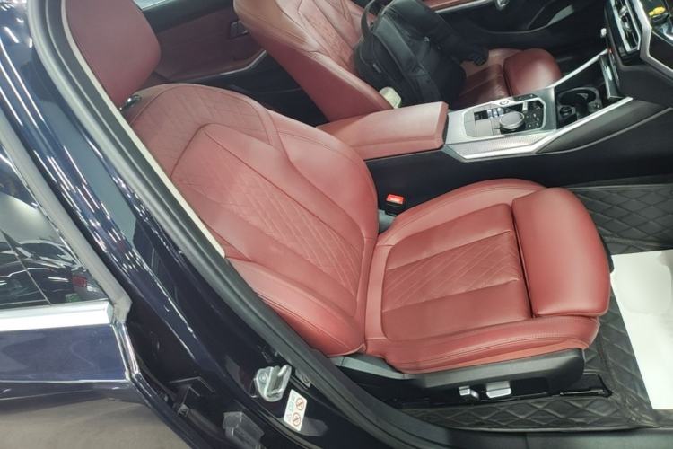 Used BMW i3 2022 eDrive 35 L Right Front Seat