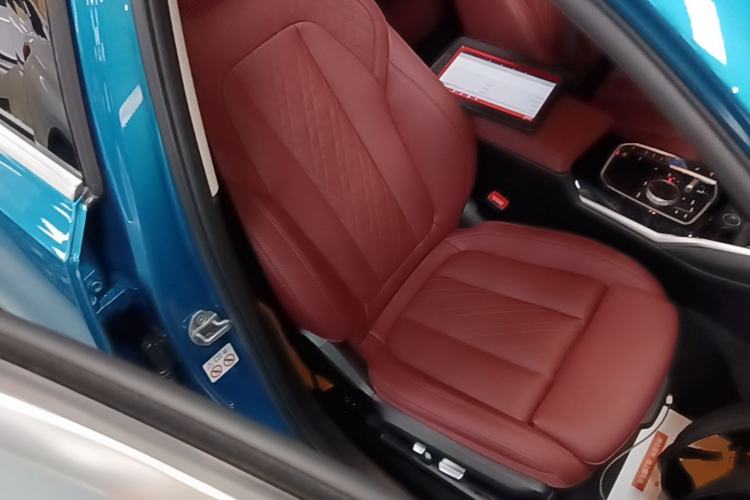 Used BMW i3 2022 eDrive 35 L Right Front Seat