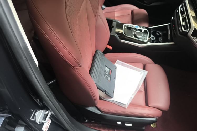 Used BMW i3 2022 eDrive 35 L Right Front Seat