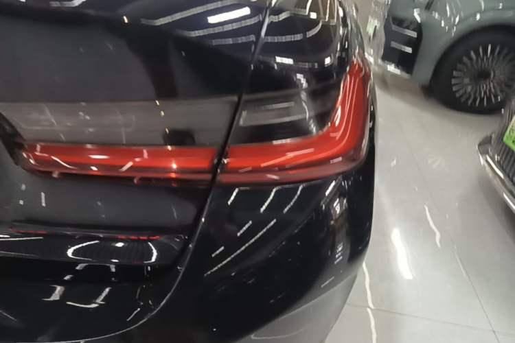 Used BMW i3 2022 eDrive 35 L Right Rear Taillight