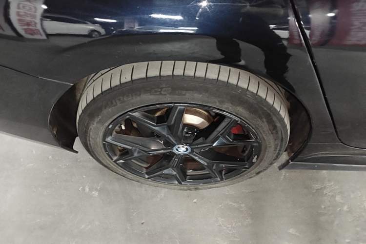 Used BMW i3 2022 eDrive 35 L Right Rear Wheel Hub