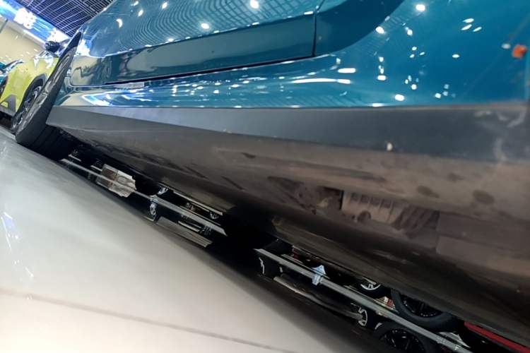 Used BMW i3 2022 eDrive 35 L Right Side Sill