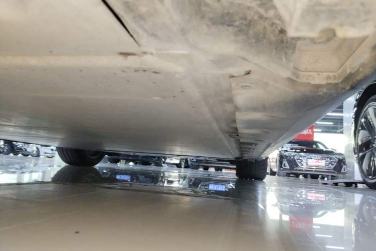 Used BMW i3 2022 eDrive 35 L Right Side Sill