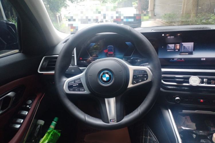 Used BMW i3 2022 eDrive 35 L Steering Wheel