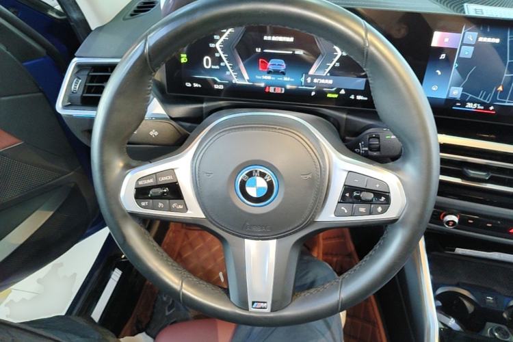 Used BMW i3 2022 eDrive 35 L Steering Wheel