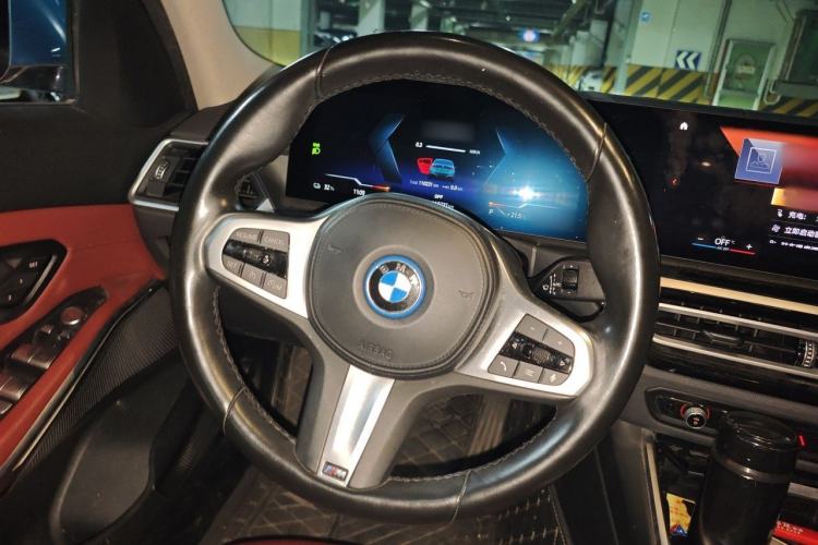 Used BMW i3 2022 eDrive 35 L Steering Wheel