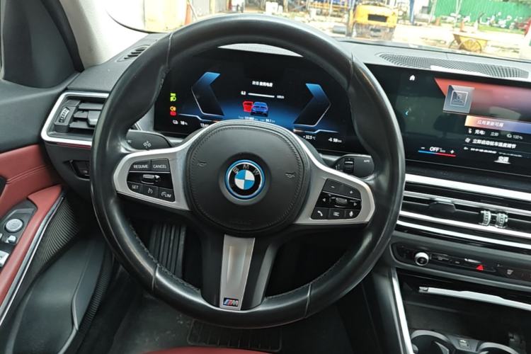 Used BMW i3 2022 eDrive 35 L Steering Wheel