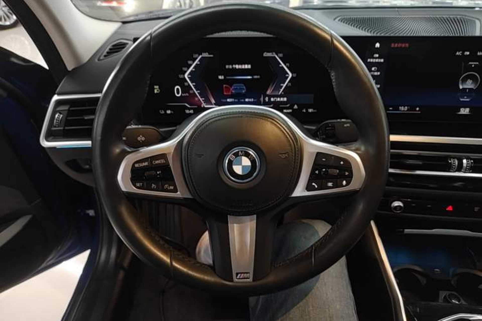 Used BMW i3 2022 eDrive 35 L Steering Wheel