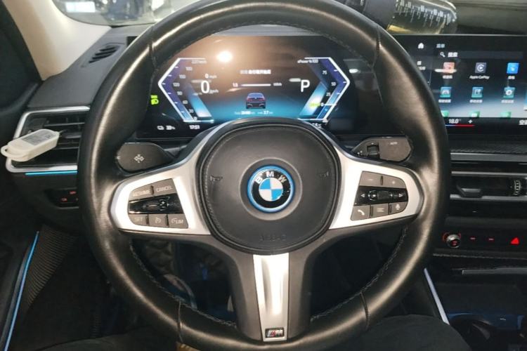 Used BMW i3 2022 eDrive 35 L Steering Wheel