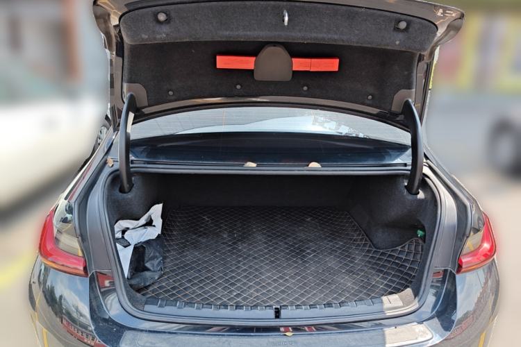 Used BMW i3 2022 eDrive 35 L Trunk