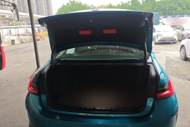 Used BMW i3 2022 eDrive 35 L Trunk