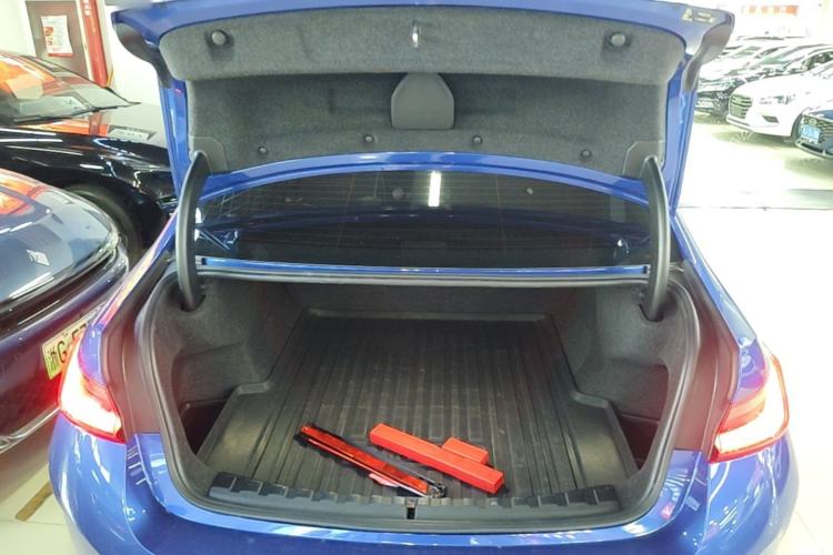 Used BMW i3 2022 eDrive 35 L Trunk