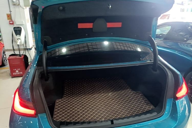 Used BMW i3 2022 eDrive 35 L Trunk