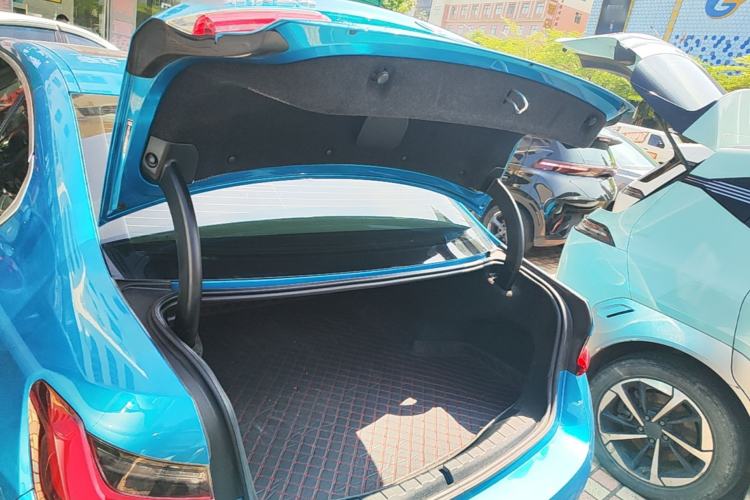 Used BMW i3 2022 eDrive 35 L Trunk